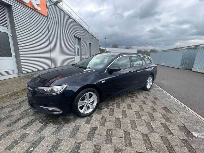 Blau Gebraucht 2018 Opel Insignia Sport Kombi | 9.800 € (Guter Preis) - Bild 1/4