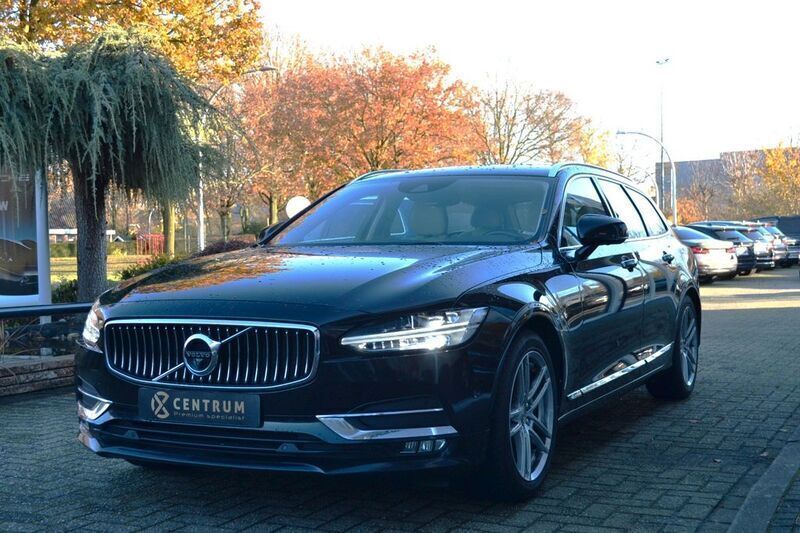 Schwarz Gebraucht 2018 Volvo V90 Inscription Kombi | 17.450 € - Bild 1/4