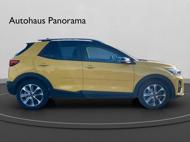 Gebraucht Kia Stonic Vision 99 PS (72 kW) 2018 Gelb SUV