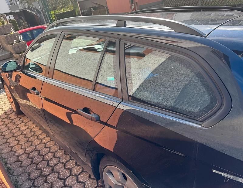 Gebraucht BMW 320 150 PS (110 kW) 2006 Schwarz Kombi