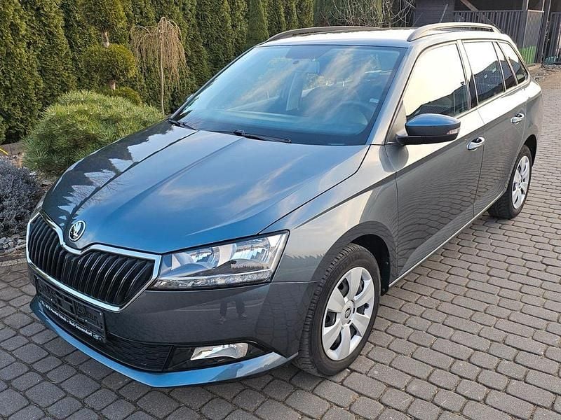 Gebraucht Skoda Fabia Cool Plus 95 PS (69 kW) 2020 Grau Kombi