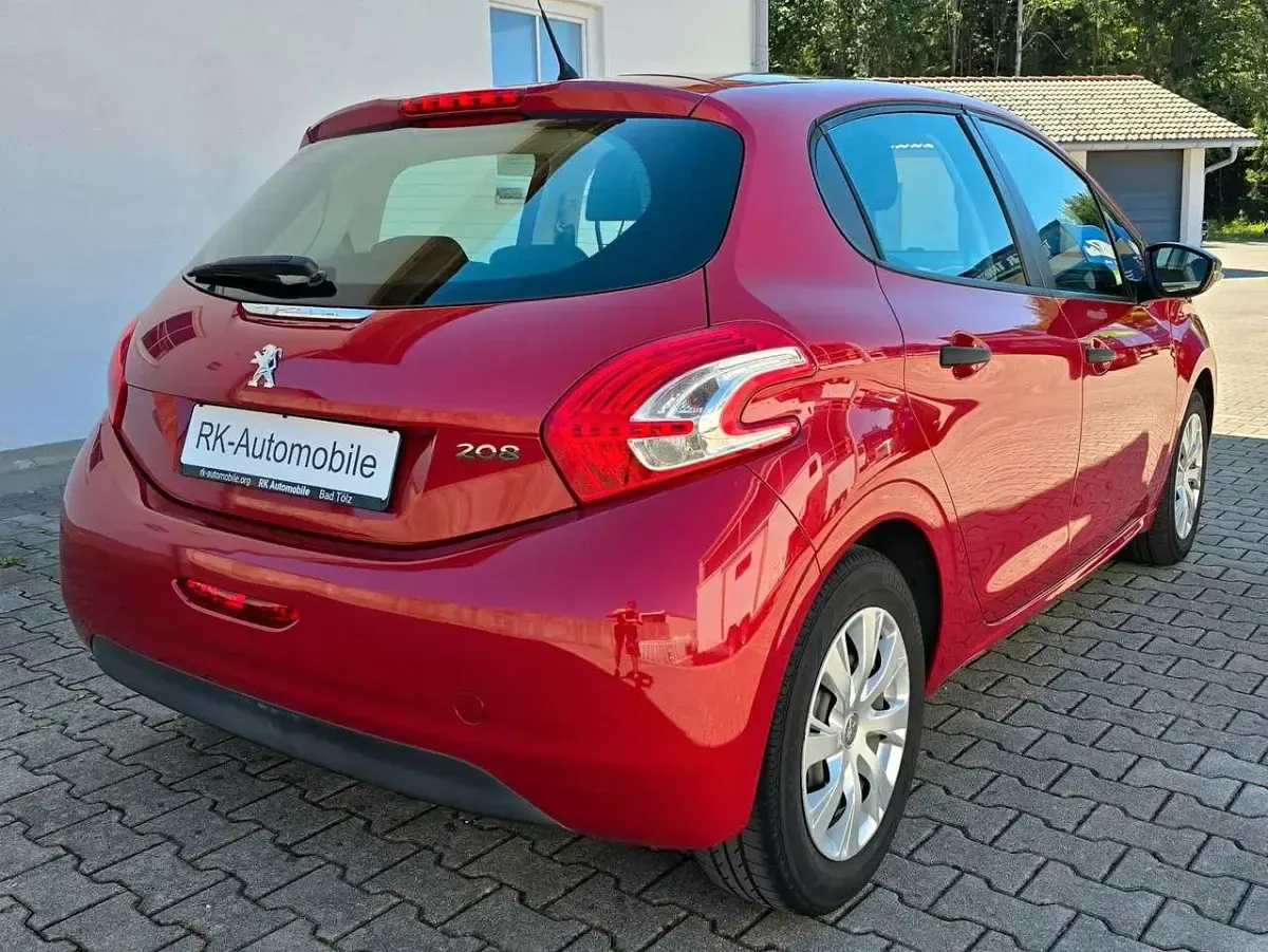 Gebraucht Peugeot 208 Access 68 PS (50 kW) 2013 Rot Kleinwagen
