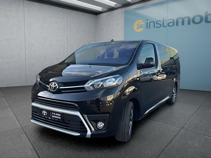 Schwarz Gebraucht 2024 Toyota Proace Verso Kombi | 38.949 € (Fairer Preis) - Bild 1/4