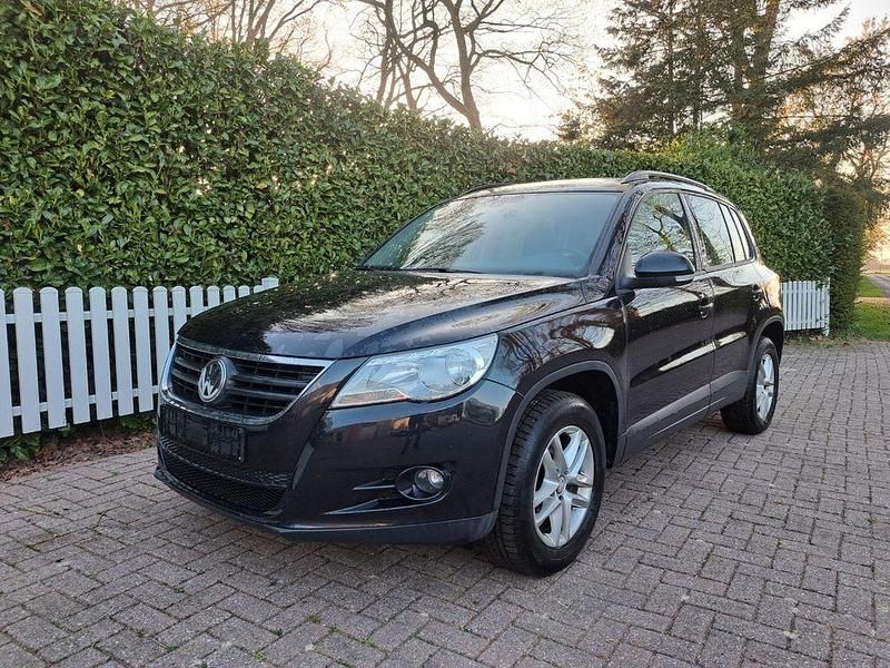 Gebraucht VW Tiguan Trendline 150 PS (110 kW) 2008 Schwarz SUV