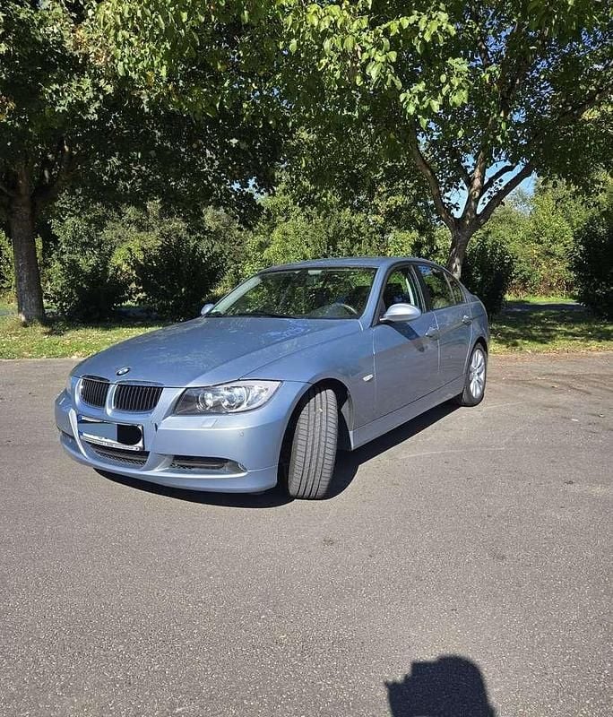 Gebraucht 2005 BMW 320 Limousine | 3.200 € (Guter Preis) - Bild 1/4