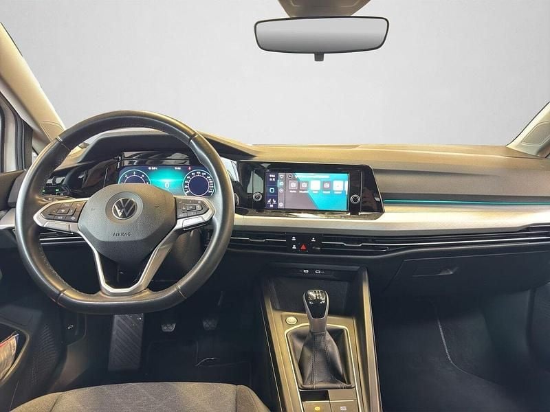 Gebraucht VW Golf VIII 116 PS (85 kW) 2022 Pure white Limousine