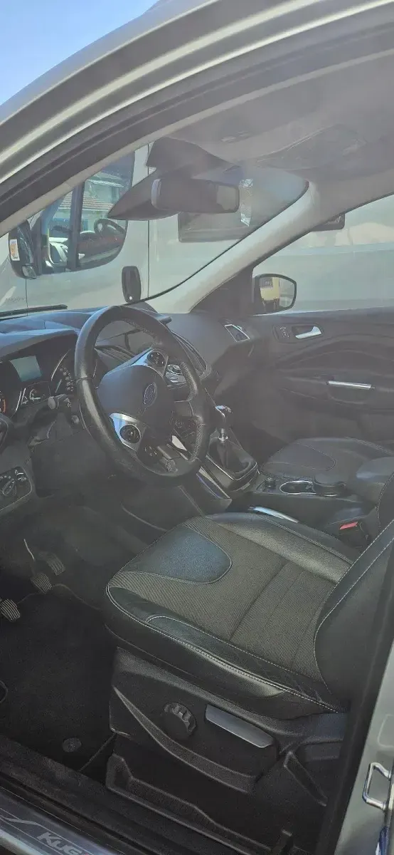 Gebraucht Ford Kuga Titanium 150 PS (110 kW) 2016 Silber SUV