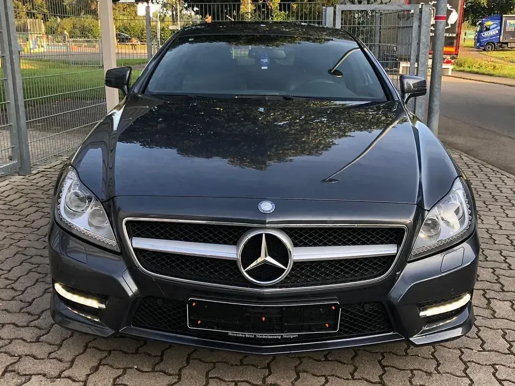 Gebraucht Mercedes CLS250 AMG line 224 PS (164 kW) 2015 Grau Coupé