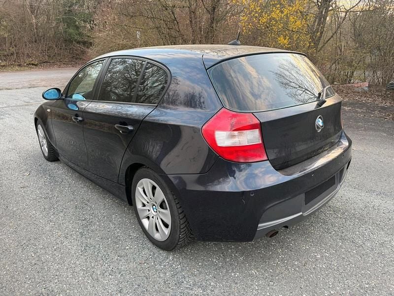 Gebraucht BMW 116 122 PS (89 kW) 2005 Blau Kleinwagen