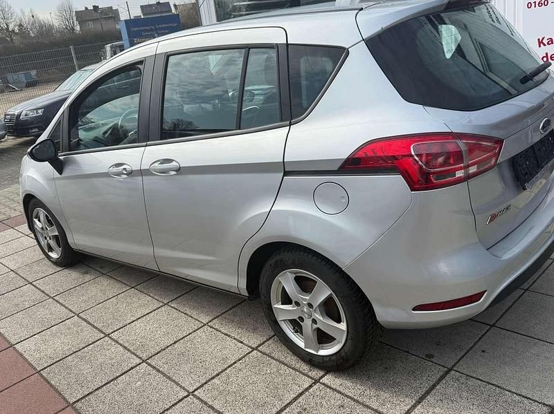 Gebraucht Ford B-MAX Trend 95 PS (69 kW) 2013 Polarsilber metallic Van / Kleinbus