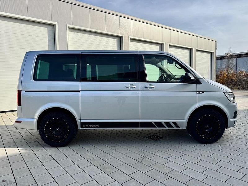 Second-hand VW Multivan Edition 150 CP (110 kW) 2019 Argintiu Monovolum