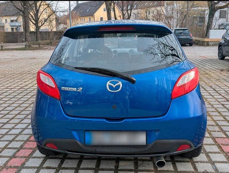 Usata Mazda 2 103 CV (75 kW) 2008 Blu Utilitaria