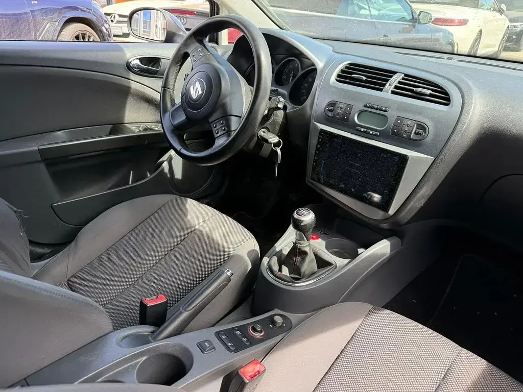 Gebraucht Seat Leon Comfort 160 PS (117 kW) 2009 Grau Kleinwagen