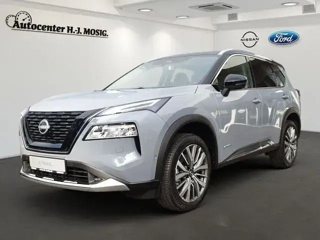 Gebraucht Nissan X-Trail Tekna+ 213 PS (156 kW) 2025 Grau SUV