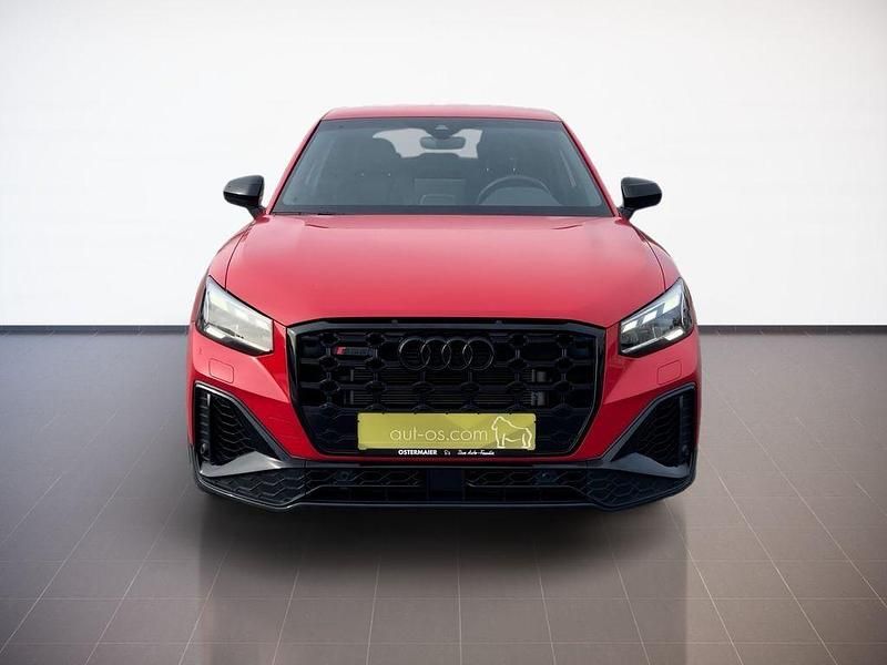 Gebraucht Audi SQ2 Ambiente 300 PS (220 kW) 2025 Progressivrot SUV