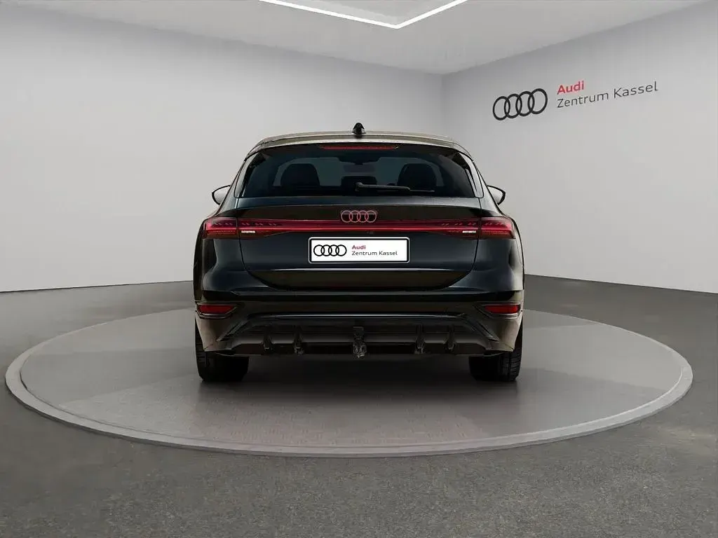 Nowe Audi A6 e-tron S-Line 269 kW (367 KM) 2026 Czarny Kombi