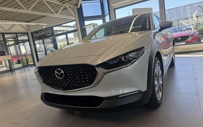Ceramic white Gebraucht 2025 Mazda CX-30 Exclusive-Line SUV | 30.590 € (Fairer Preis) - Bild 1/4