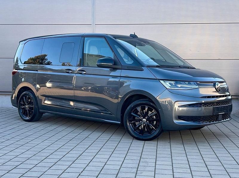 Gebraucht VW Multivan Edition 150 PS (110 kW) 2024 Grau Van