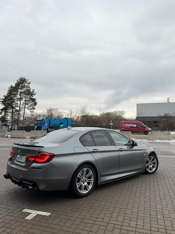 Gebraucht BMW 535 313 PS (230 kW) 2012 Grün Limousine