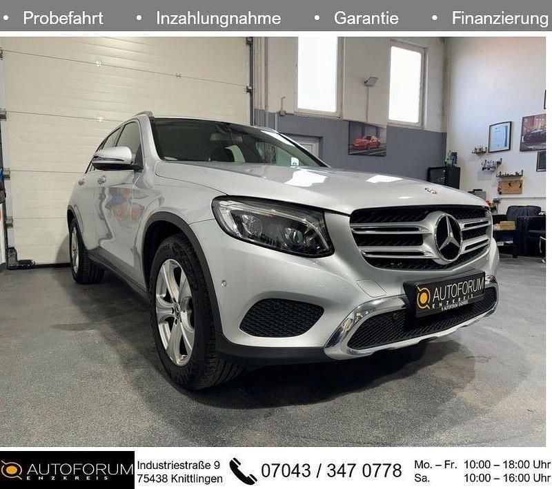 Silber Gebraucht 2016 Mercedes GLC220 SUV | 22.990 € (Fairer Preis) - Bild 1/3