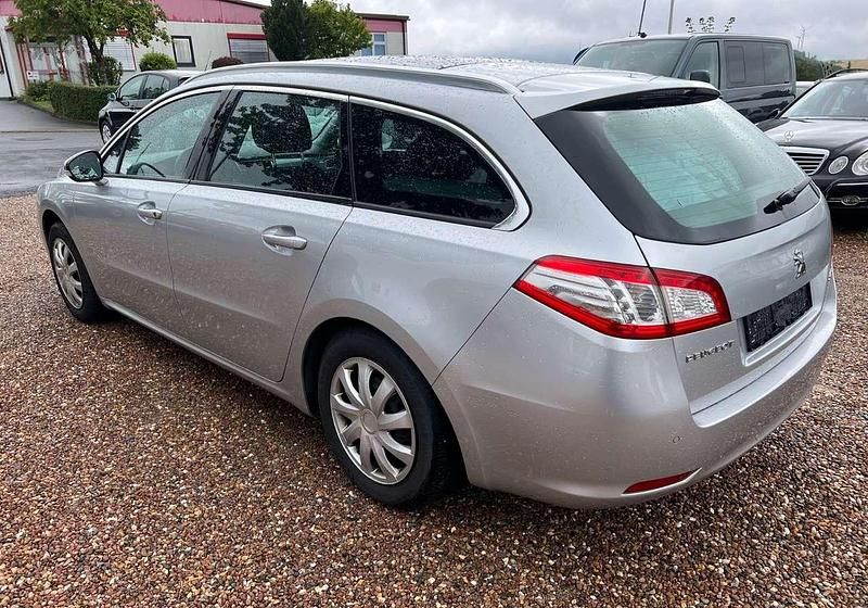 Gebraucht Peugeot 508 SW 156 PS (114 kW) 2011 Lackierung aluminiumgrau/meta Kombi