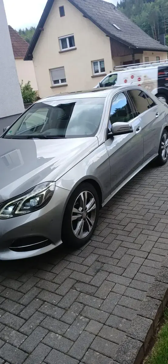 Gebraucht Mercedes E350 252 PS (185 kW) 2013 Silber Limousine