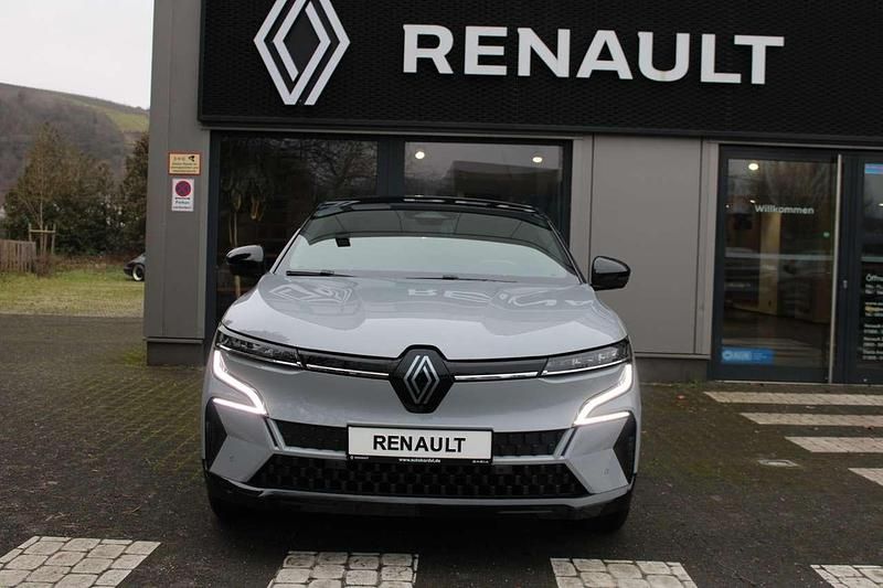 Gebraucht Renault Megane E-Tech Iconic 161 kW (220 PS) 2022 Grau + dach schwarz Kleinwagen