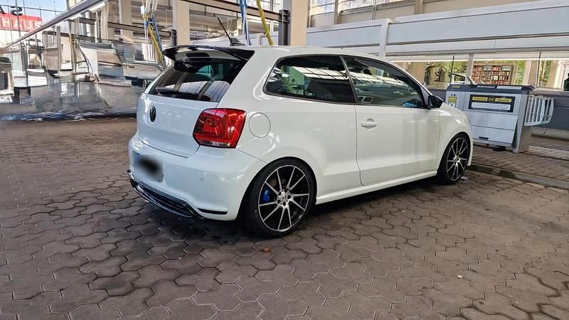 Gebraucht VW Polo 220 PS (161 kW) 2013 Weiß Kleinwagen