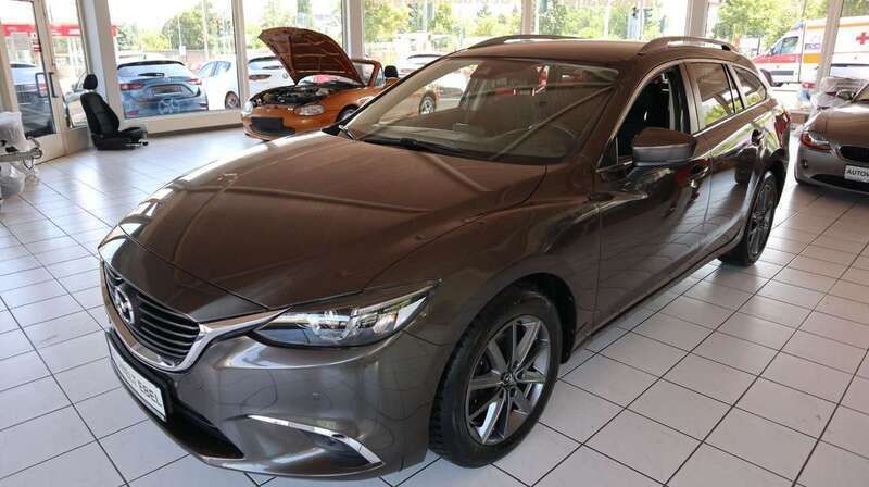 Grau Gebraucht 2017 Mazda 6 Kombi | 17.410 € (Fairer Preis) - Bild 1/4