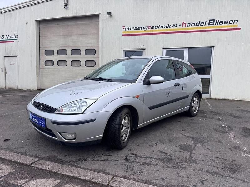 Używany Ford Focus Trend 101 KM (74 kW) 2002 Sedan/Limuzyna