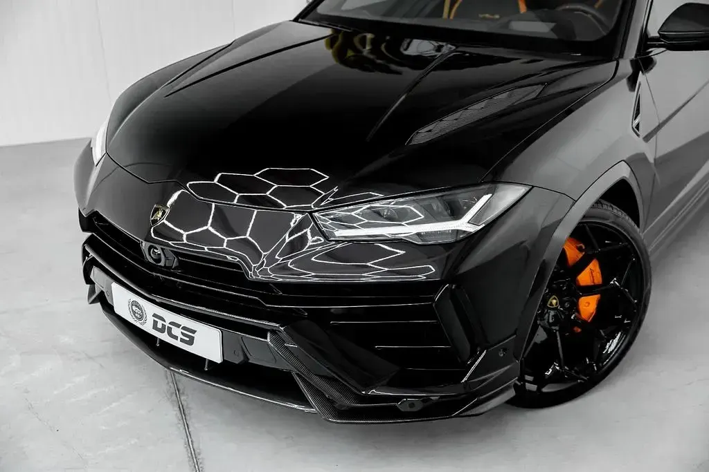 Usata Lamborghini Urus 666 CV (489 kW) 2023 Nero SUV