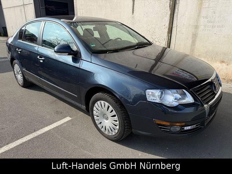 Gebraucht VW Passat Trendline 102 PS (75 kW) 2007 Blau Limousine