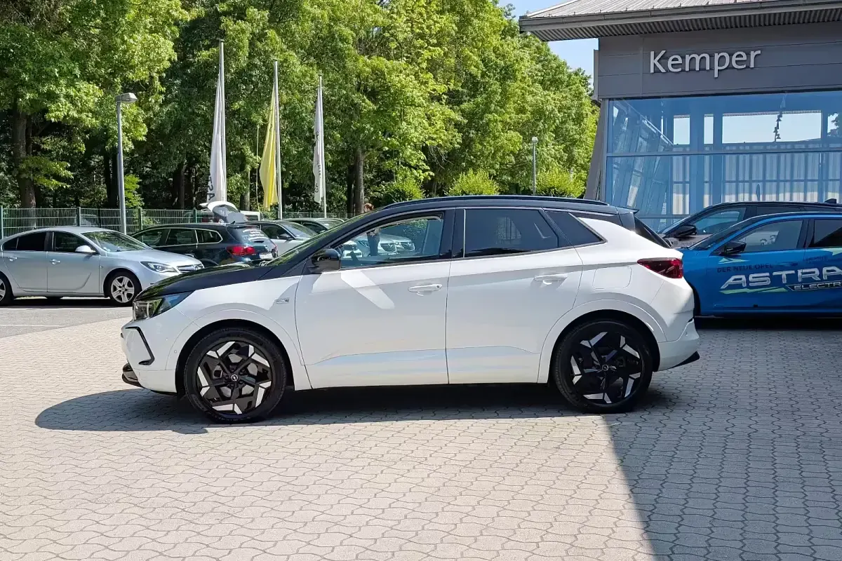 Gebraucht Opel Grandland X GSe 300 PS (220 kW) 2023 Weiß SUV