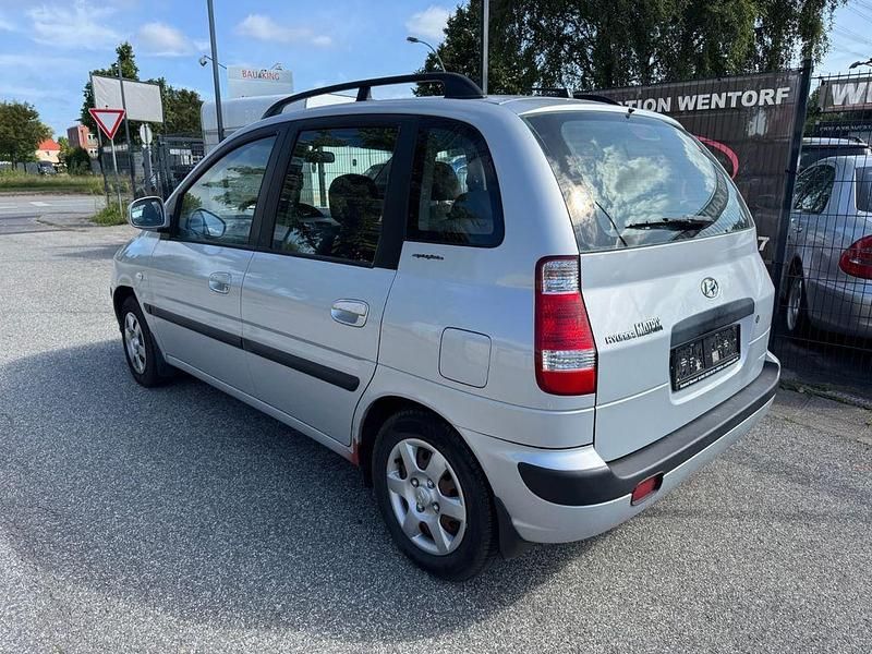 Gebraucht Hyundai Matrix GLS 103 PS (75 kW) 2008 Silber Van / Kleinbus