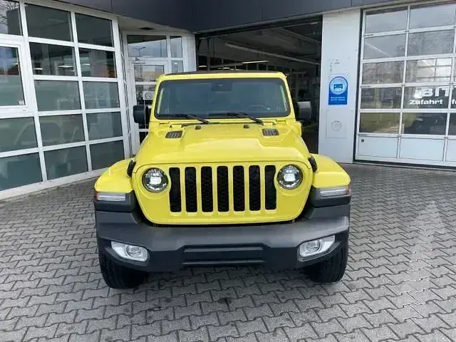 Gebraucht Jeep Wrangler Sahara 381 PS (280 kW) 2023 Gelb SUV