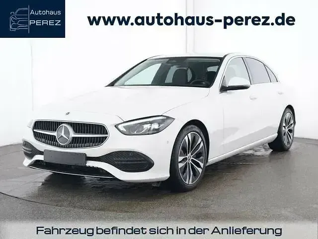 Gebraucht Mercedes C200 Avantgarde 204 PS (150 kW) 2022 Limousine