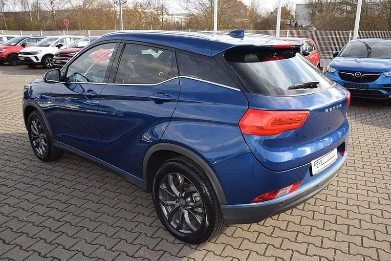 Neu Seres 3 119 kW (163 PS) 2026 Schwarz SUV