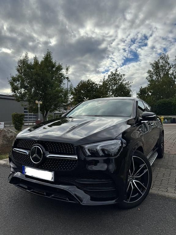 Schwarz Gebraucht 2020 Mercedes GLE350 AMG SUV | 59.990 € - Bild 1/4