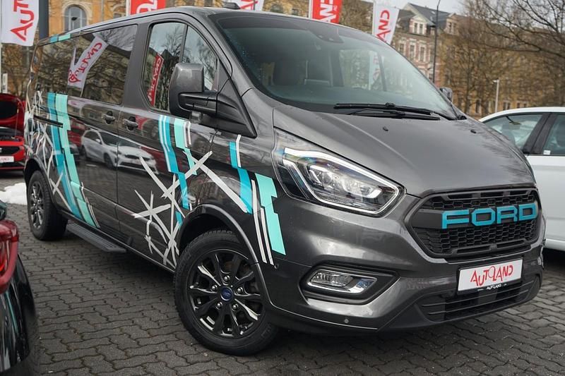 Gebraucht Ford Tourneo Custom Titanium 185 PS (136 kW) 2019 Grau Van