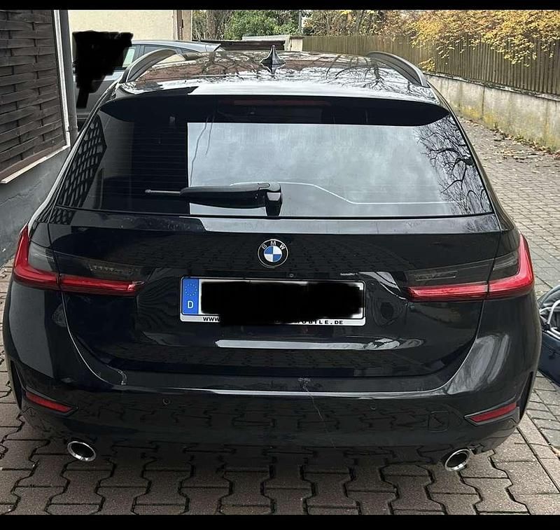 Gebraucht BMW 330 Advantage 265 PS (194 kW) 2020 Schwarz Kombi