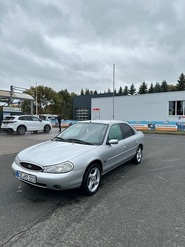 Gebraucht 2000 Ford Mondeo Limousine | 649 € (Superpreis) - Bild 1/4