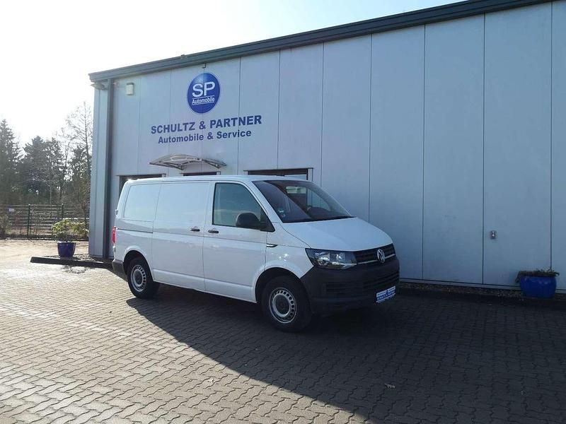 Gebraucht VW Transporter 102 PS (75 kW) 2018 Candyweiß Van