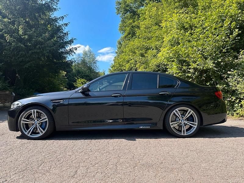 Gebraucht BMW M5 560 PS (411 kW) 2014 Schwarz Limousine