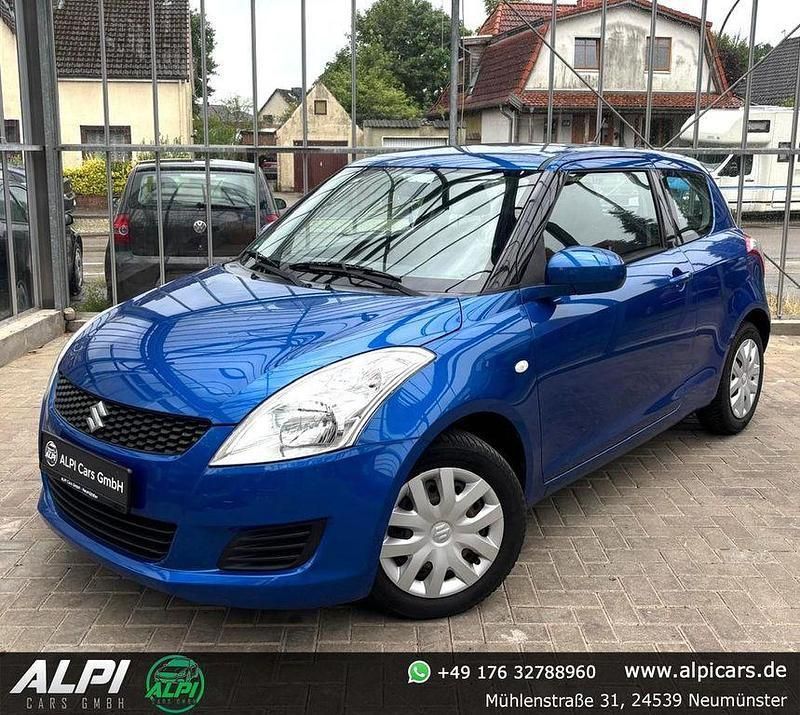 Blau Gebraucht 2011 Suzuki Swift Basic Limousine | 5.250 € (Guter Preis) - Bild 1/4