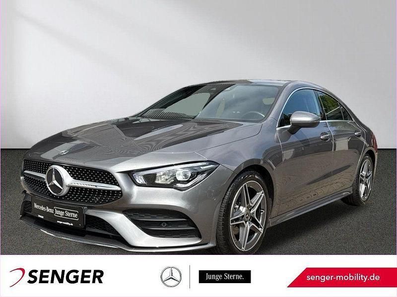 Grau Gebraucht 2022 Mercedes CLA180 AMG line Limousine | 30.900 € (Guter Preis) - Bild 1/4