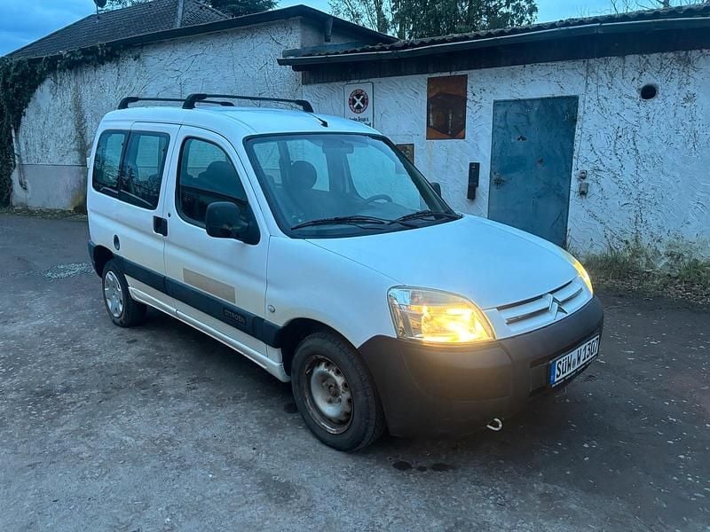 Gebraucht Citroën Berlingo 75 PS (55 kW) 2005 Weiß Van / Kleinbus
