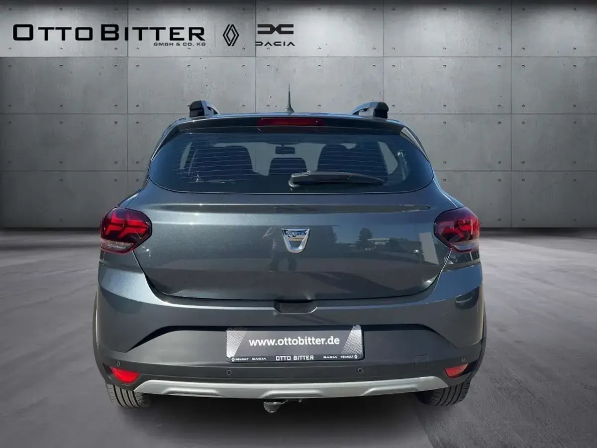 Gebraucht Dacia Sandero Essentiel 91 PS (66 kW) 2021 Grau Van / Kleinbus