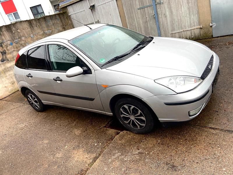 Gebraucht Ford Focus 101 PS (74 kW) 2004 Silber Kombi