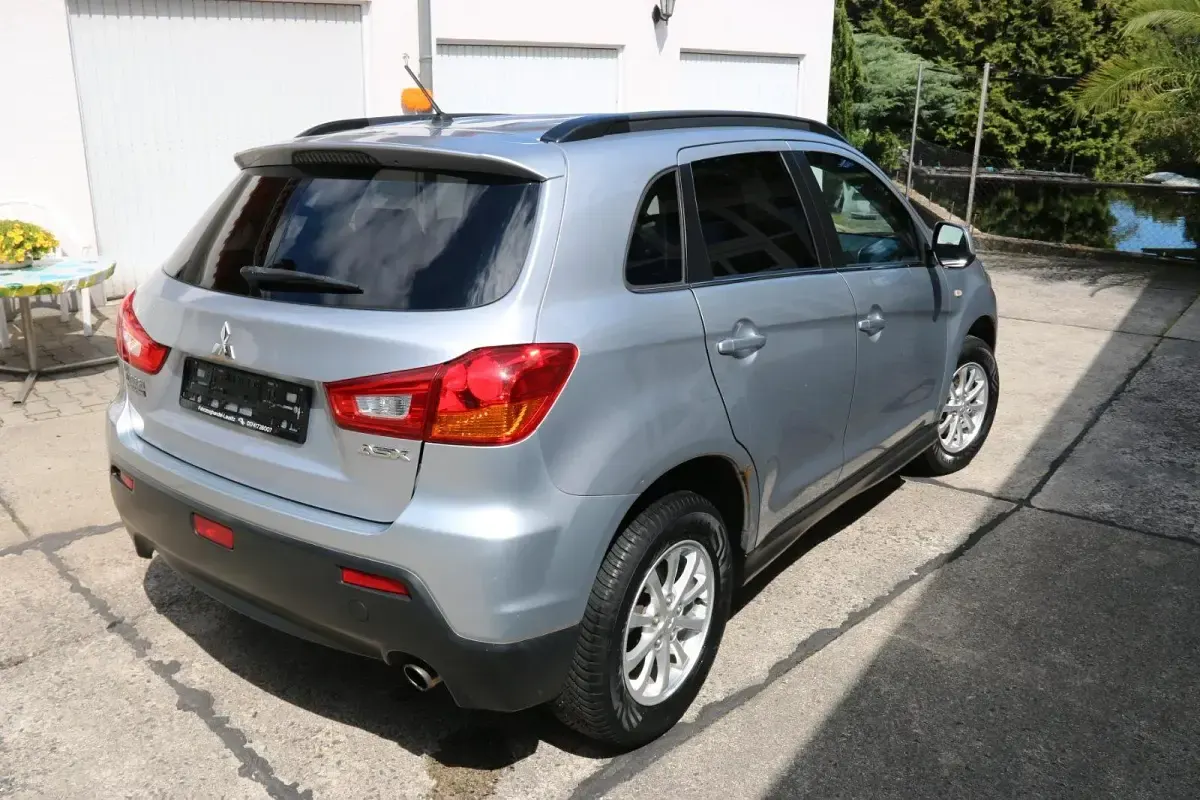 Gebraucht Mitsubishi ASX 117 PS (86 kW) 2012 Silber SUV