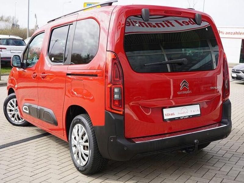 Gebraucht Citroën Berlingo Feel 131 PS (96 kW) 2019 Rot Van / Kleinbus